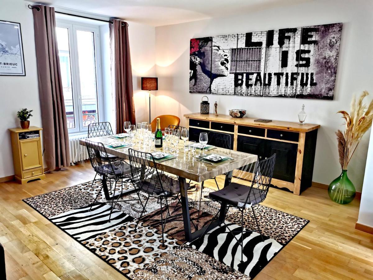 Premier Chapitre - Design Et Charme De L'Ancien En Coeur De Ville Сен-Бриё Экстерьер фото