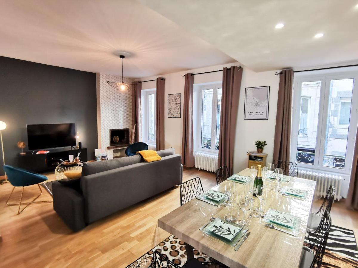 Premier Chapitre - Design Et Charme De L'Ancien En Coeur De Ville Сен-Бриё Экстерьер фото